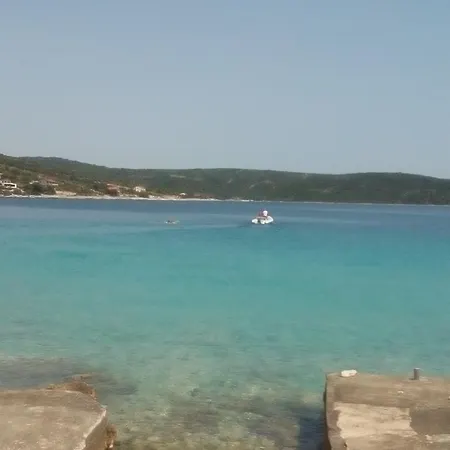 Peris