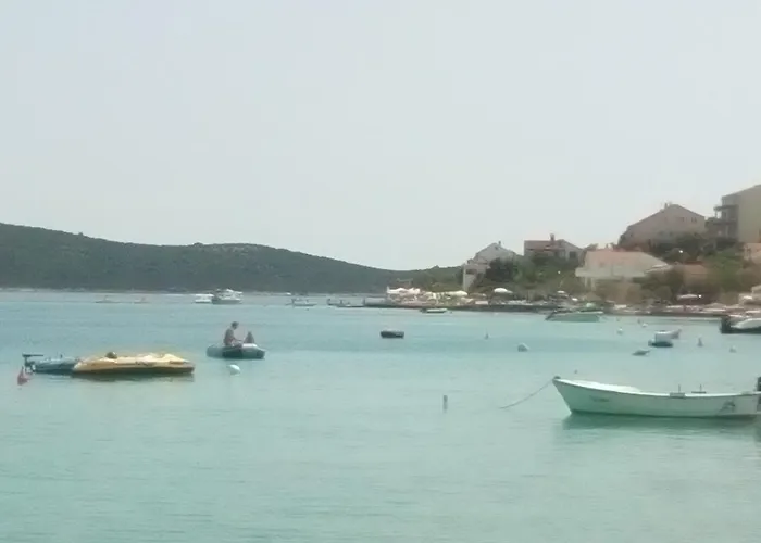 Peris سيفيد